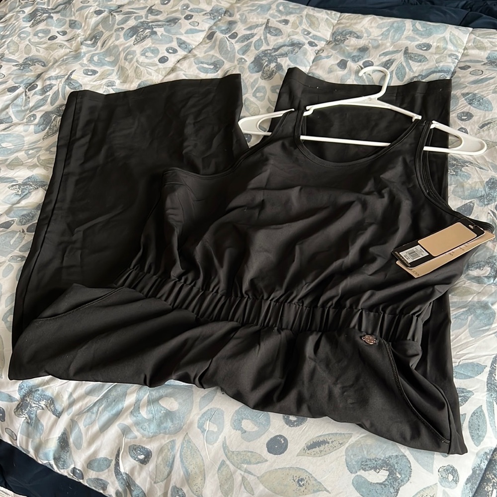 Calia by Carrie Underwood jumpsuit